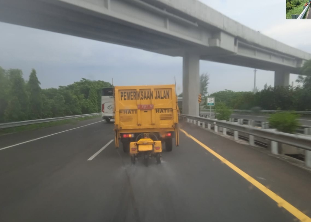 Pastikan Keselamatan Berkendara, JPT Laksanakan Uji Kekesatan dan Ketidakrataan Jalan Tol Gempol–Pandaan