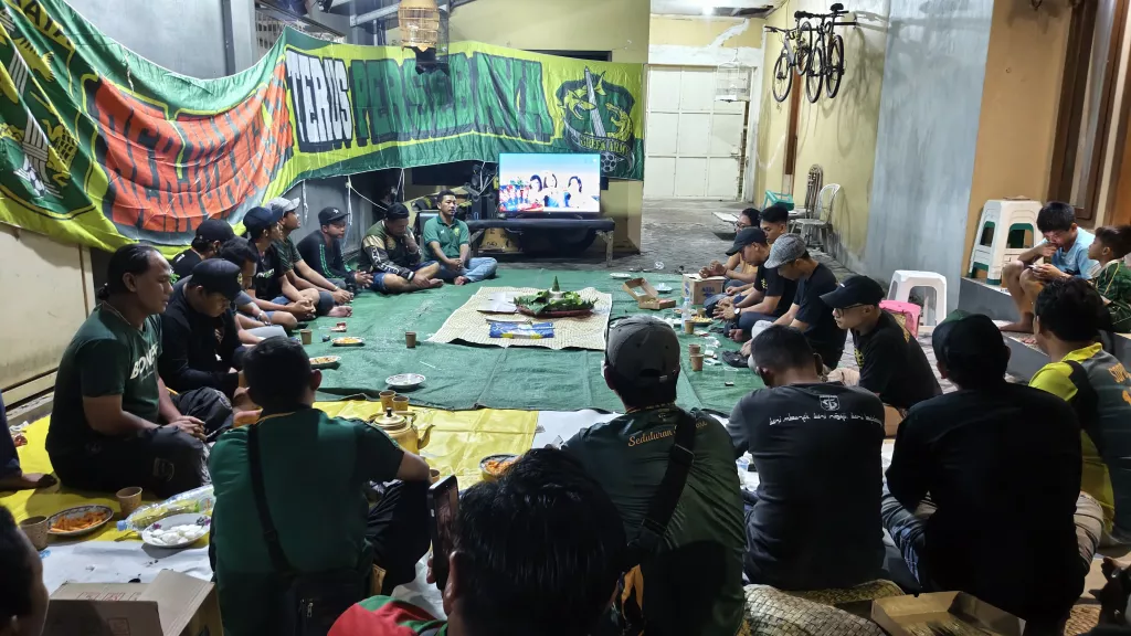 Bonek Green Army Rayakan Anniversary ke-17, Optimisme Juara Persebaya Menguat